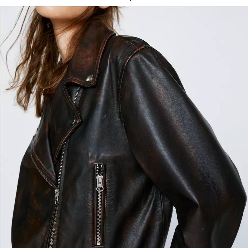 Oversized leather biker jacket - Picture 3 of 8